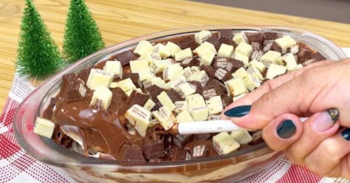 Pavê de KitKat: cremoso, fácil, com camadas de chocolate, bolacha e muito sabor irresistível!...