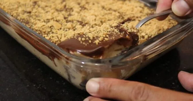 Sobremesas: Pavê de Paçoca com Chocolate para Servir de Sobremesa de Natal