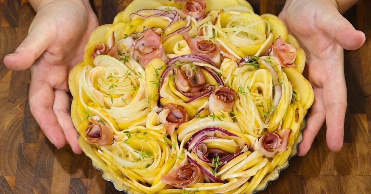 Quiche de batata com bacon, massa crocante, recheio cremoso e ideal para ocasiões especiais....