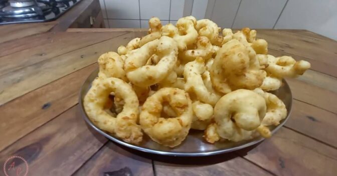 Biscoitos: Biscoito Frito com Queijo de Polvilho