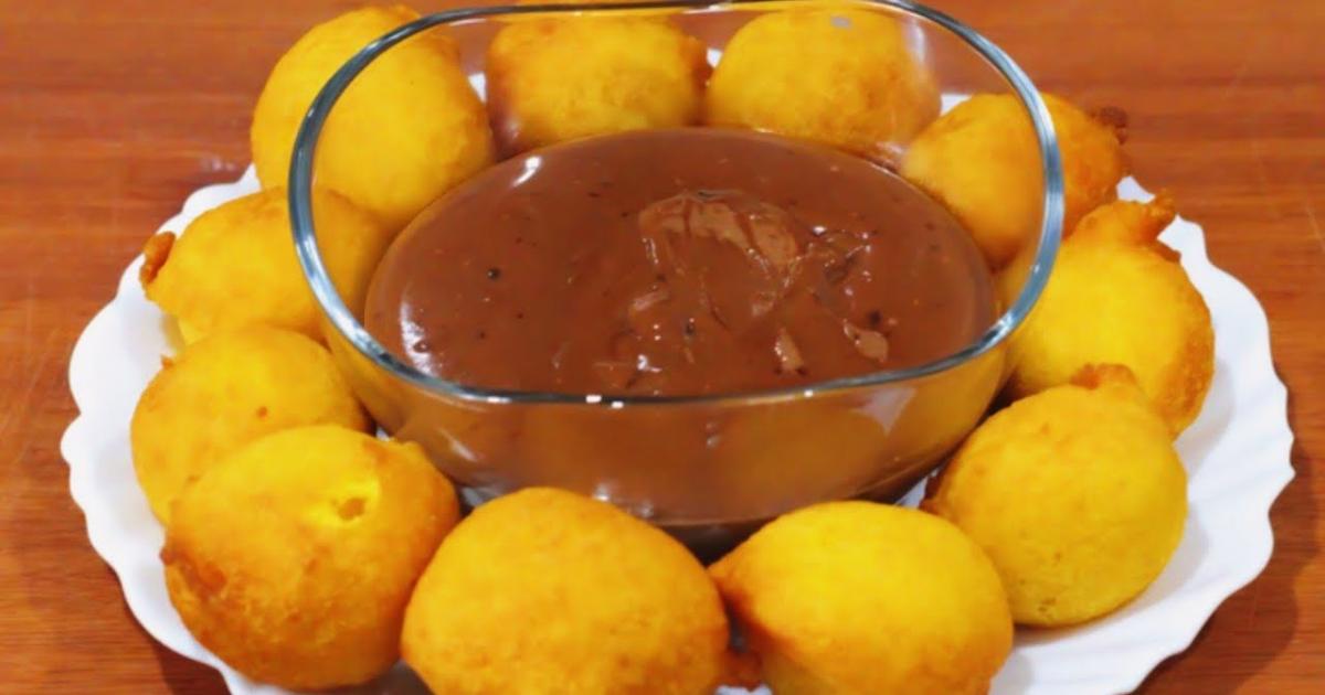 Bolinho de chuva de cenoura, fácil de fazer, crocante por fora, macio por dentro e...