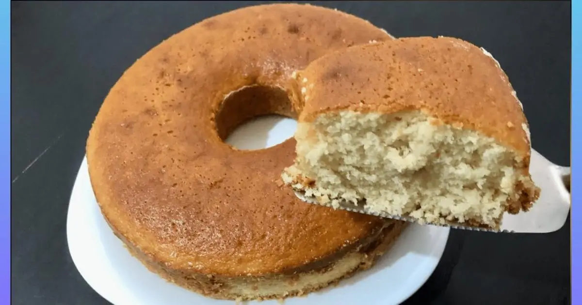 Bolo de nada simples, fofinho, fácil de fazer, perfeito para acompanhar um café quentinho!...