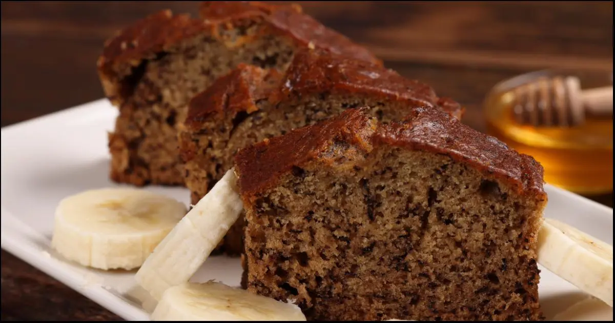 Aprenda a fazer um bolo de banana com aveia sem açúcar, saudável e delicioso, em...