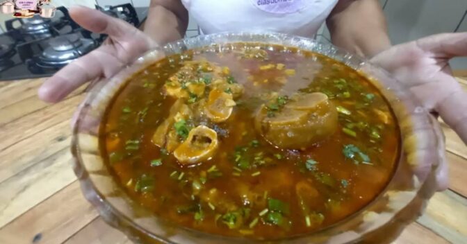 Caldos: Caldo de Mocotó Fácil e Rápido