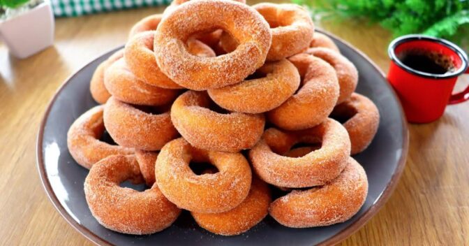 Lanche: Donuts de Vinagre Secos e Fofinhos