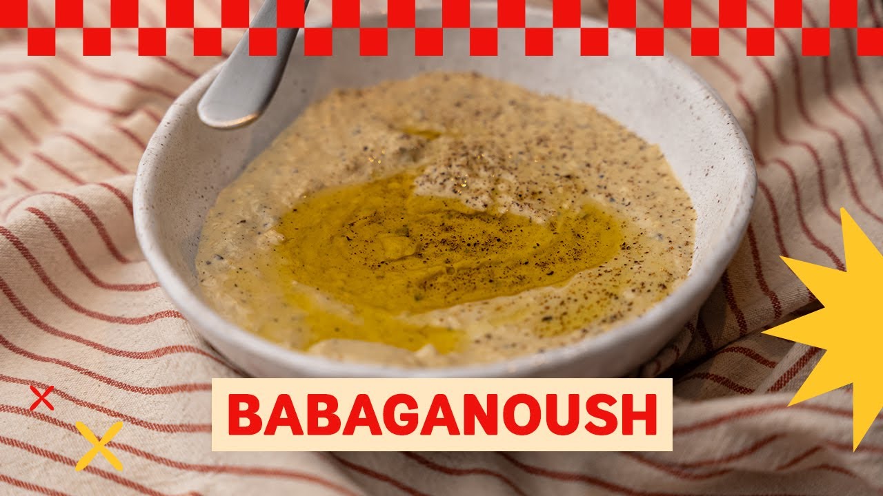 Aprenda a fazer um delicioso babaganoush, a pasta de berinjela defumada perfeita para pães e...