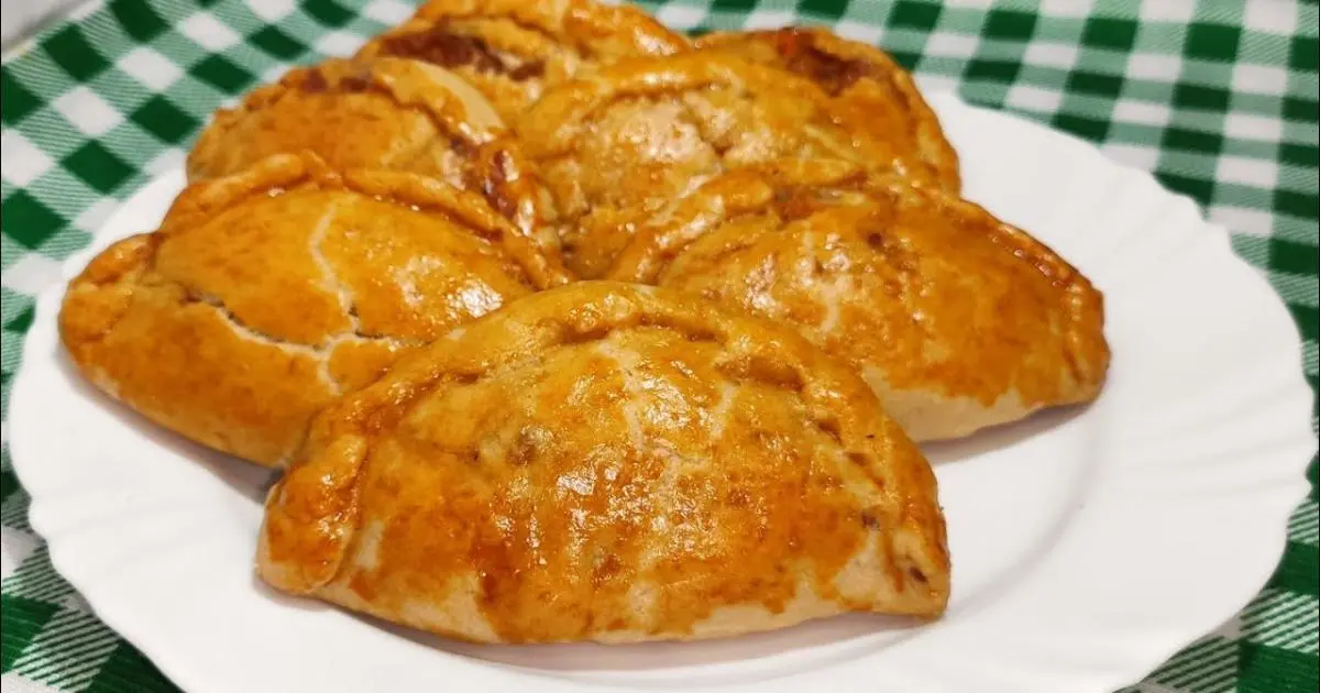 Prepare esse pastel de forno com massa de guaraná hoje mesmo e surpreenda sua família...