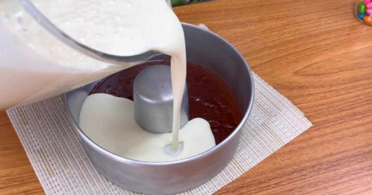 Aprenda a fazer um pudim sorvete cremoso com ganache de chocolate. Uma sobremesa gelada e...