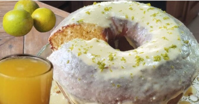 Bolos: Receita de Bolo de Laranja Fofinho com Cobertura Perfeita