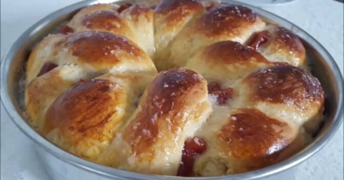 Pães: Rosca Fofinha com Recheio de Goiabada