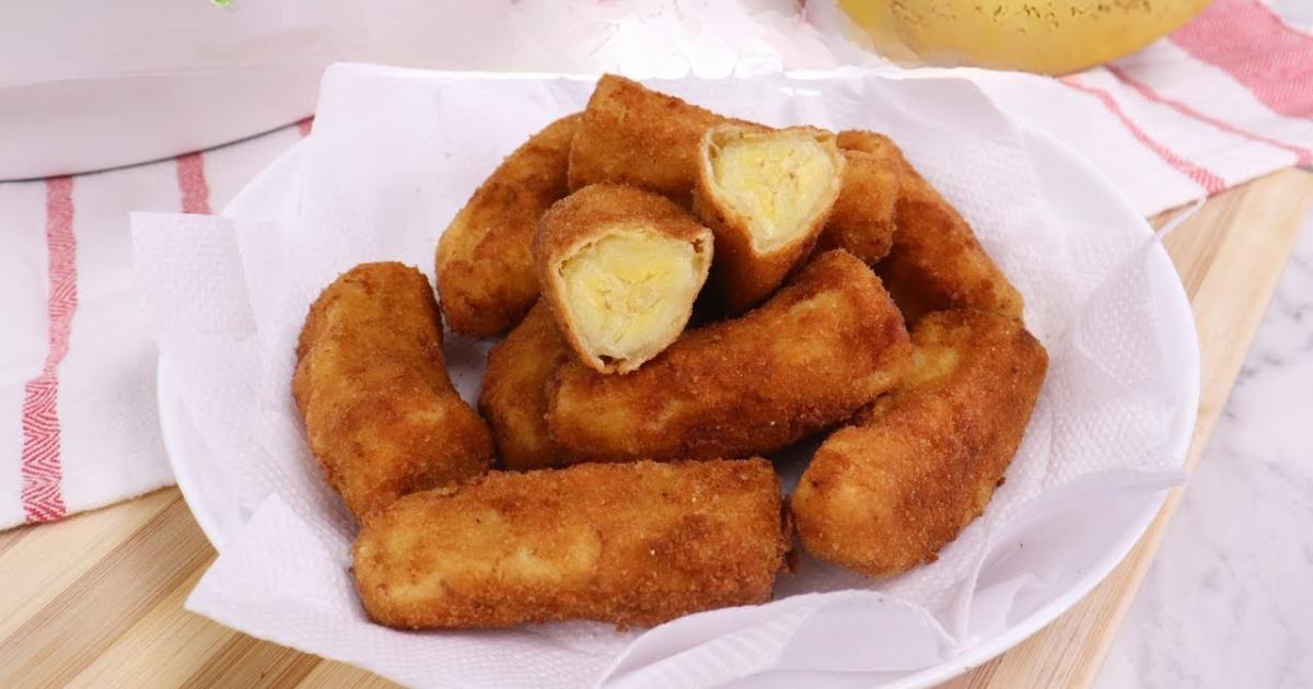 Aprenda a fazer banana empanada frita crocante por fora e macia por dentro, igual à...