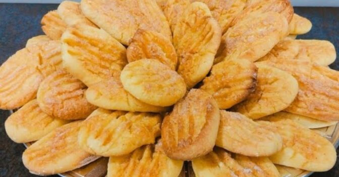 Biscoitos: Bolacha de Fubá Cozido com Polvilho Doce