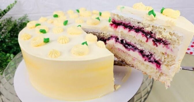 Bolos: Bolo de Limão Siciliano com Frutas Vermelhas Fofinho e Recheado