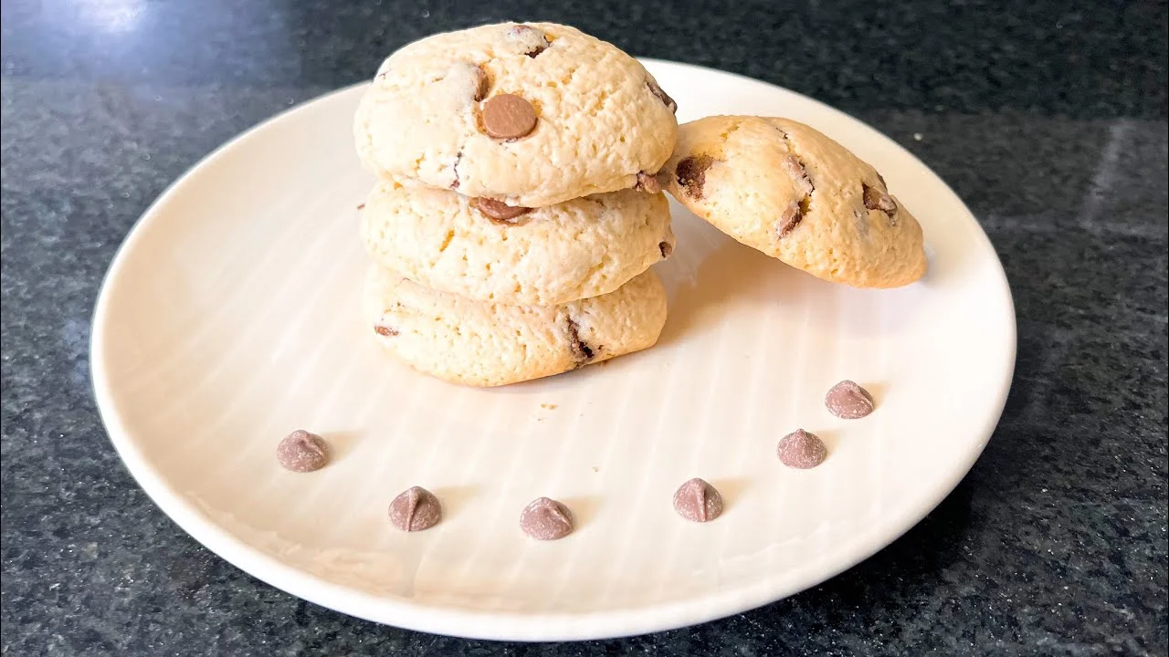 Os cookies crocantes por fora e macios por dentro são fáceis e irresistíveis. Aprenda essa...