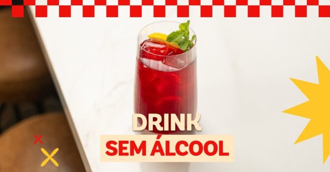 Bebidas: Drink Refrescante Sem Álcool com Frutas Vermelhas