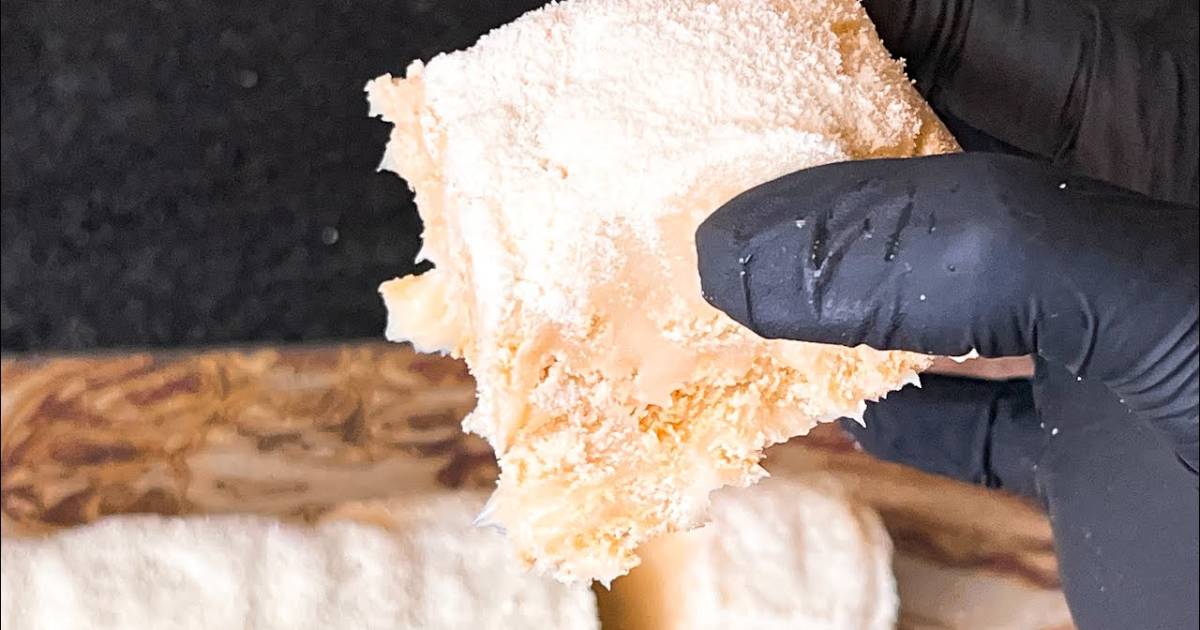 A palha italiana cremosa com Leite Ninho é prática, docinha e derrete na boca. Aprenda...