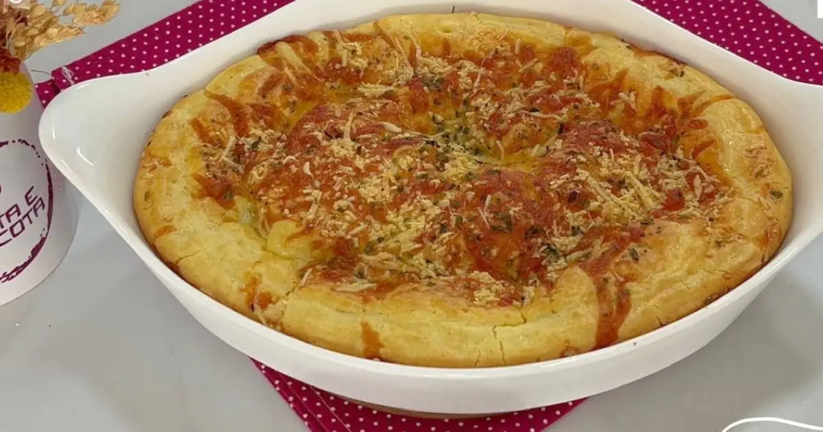 Aprenda a fazer pãozinho de tapioca fácil e sem farinha de trigo, uma receita leve,...