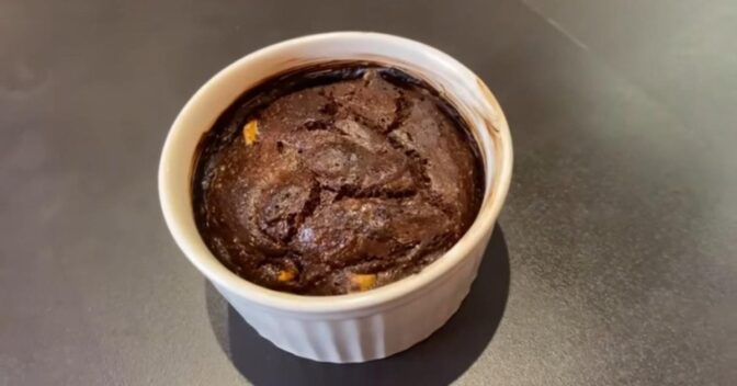 Sobremesas: Sobremesa de Chocolate Fit: Aprenda a Fazer um Petit Gateau de Caneca Low Carb!