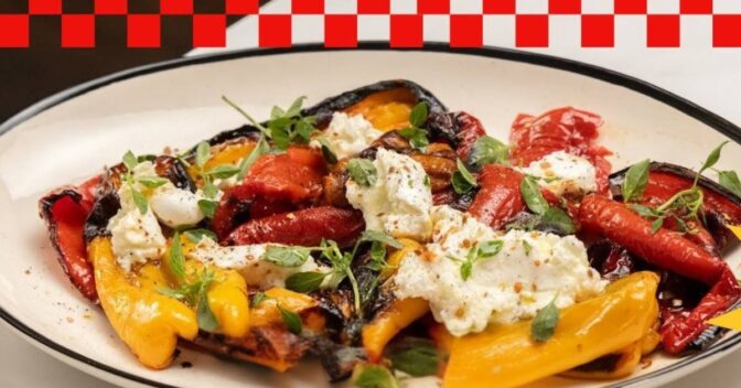 Petiscos: Pimentão Assado com Burrata