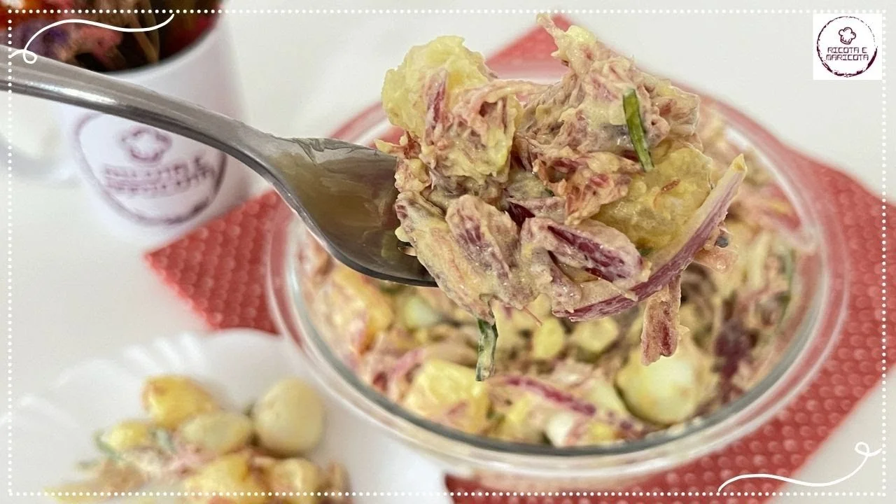 Aprenda a fazer salada de carne seca com batata super cremosa, uma receita deliciosa e...