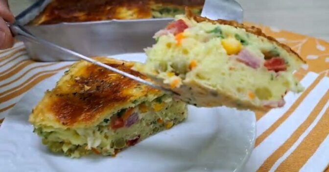 Tortas: Torta de Tapioca Sem Trigo Recheada de Salada Mista