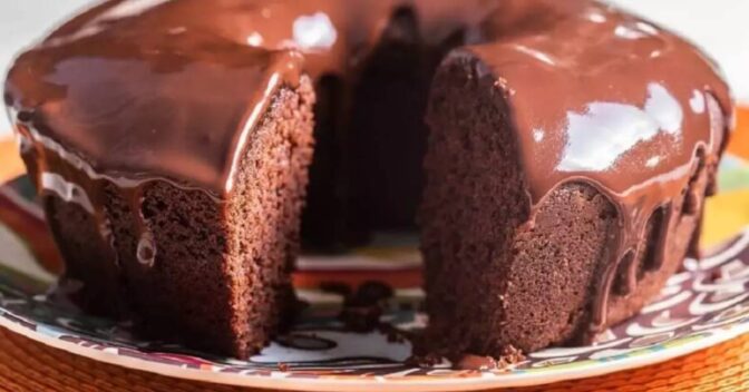 Bolos: Bolo de Chocolate prático e fofinho