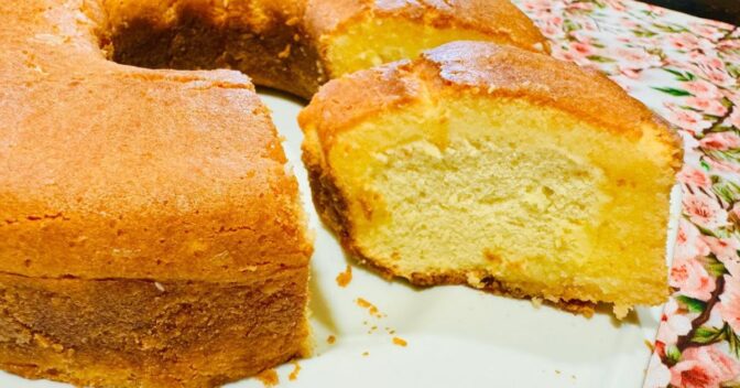 Bolos: Bolo de Tapioca com Laranja Molhadinho e Sem Farinha