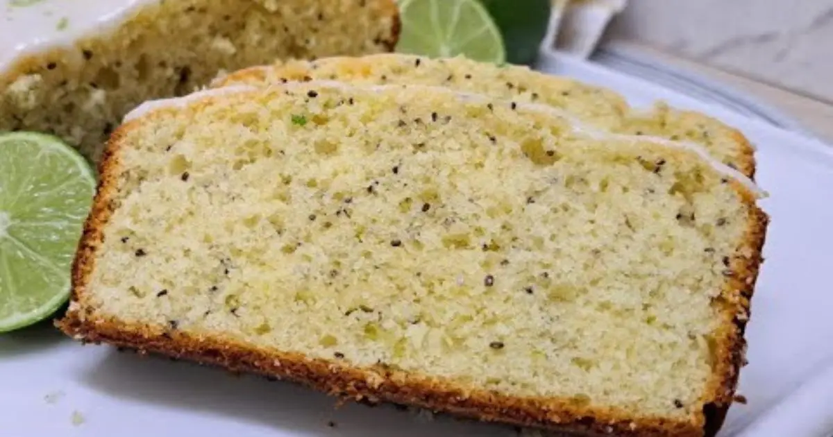 Receita rápida de bolo de limão com chia macio e com cobertura deliciosa...