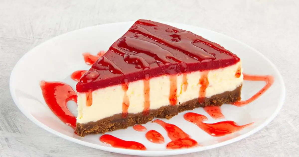 Cheesecake de Goiaba super cremoso! Aprenda essa receita fácil e irresistível para qualquer ocasião com...