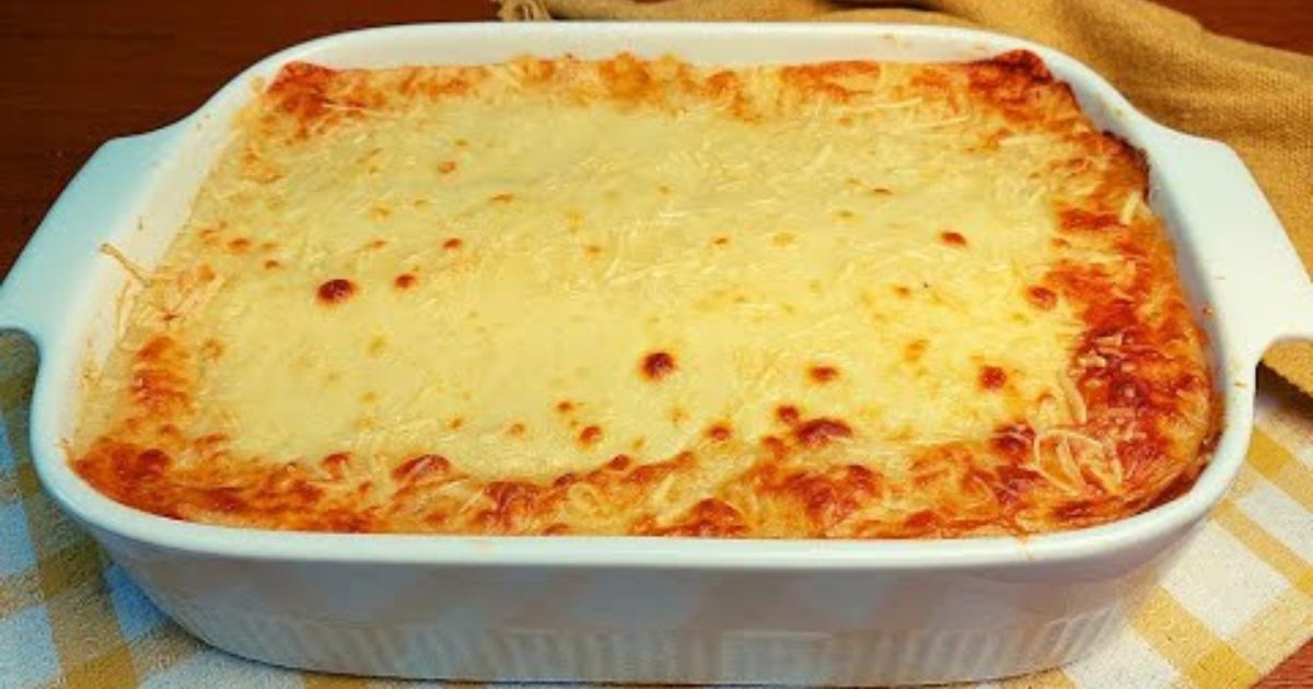 Aprenda a fazer um escondidinho de carne moída com batata cremoso e gratinado. Receita fácil...