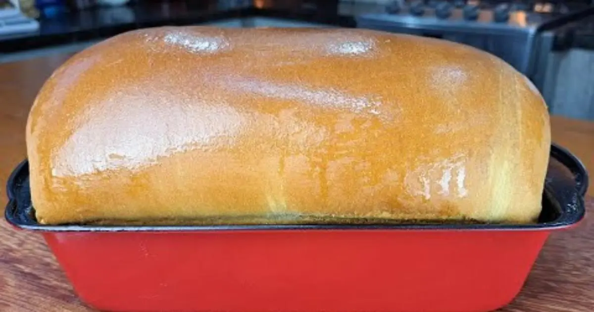 Aprenda a fazer um pão caseiro super fofinho e econômico com essa receita simples e...