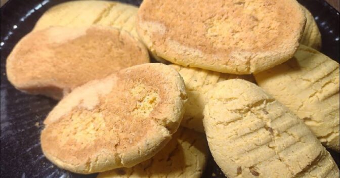 Biscoitos: Bolacha de Fubá com Maizena Que Derrete