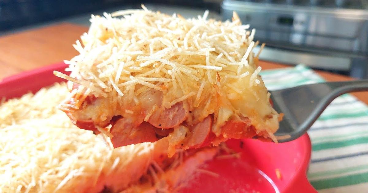 Receita cremosa de cachorro quente de forno com purê e muito sabor...