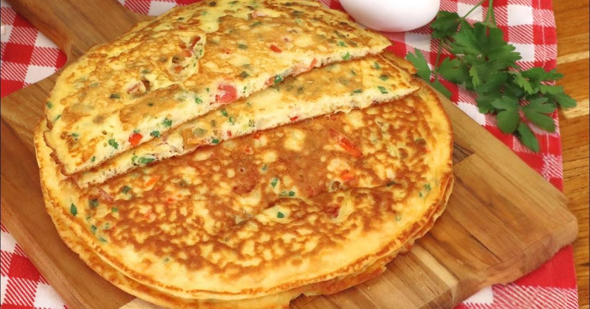 Receita fácil de omelete completa, fofinha e cheia de sabor....