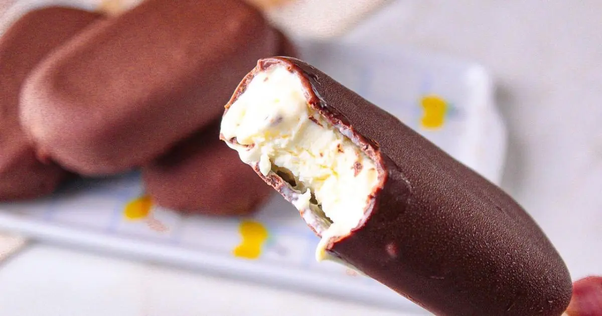 Picolé caseiro tipo Magnum super cremoso e fácil de fazer em casa!...