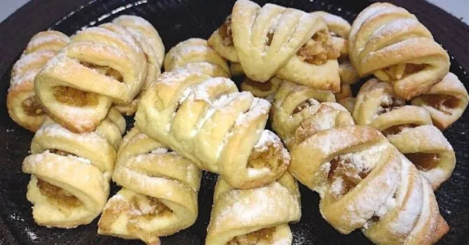 Biscoitos: Biscoitinho de Maçã Recheado Caseiro com Canela