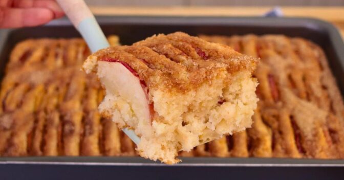Bolos: Bolo de Iogurte com Maçã