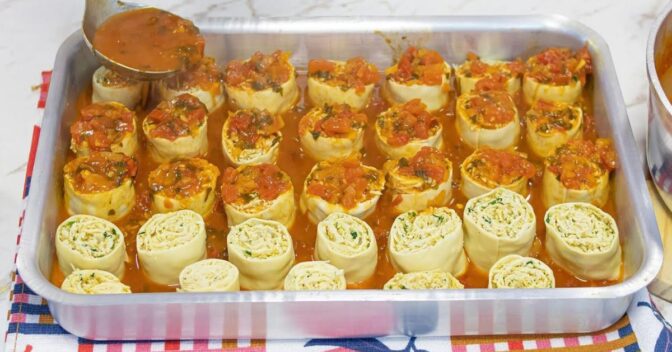 Especiais: Descubra Como Fazer Rondelli de Frango com Muito Queijo e Molho Caseiro