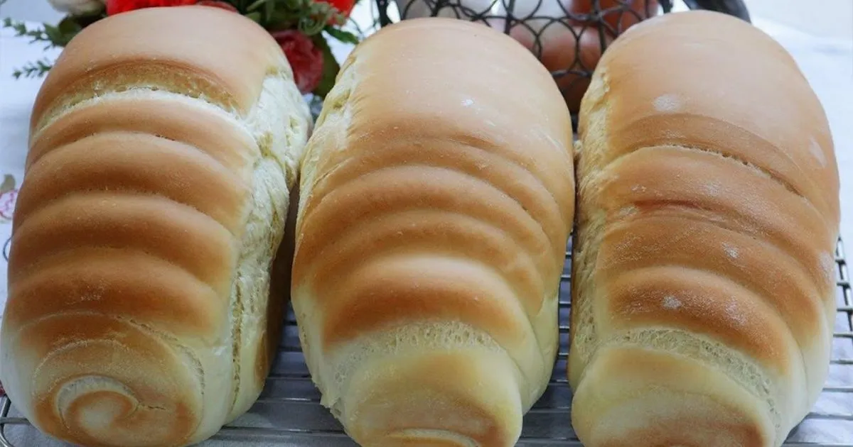 Pão de Lã Caseiro Fofinho e Macio é perfeito para o café da manhã ou...
