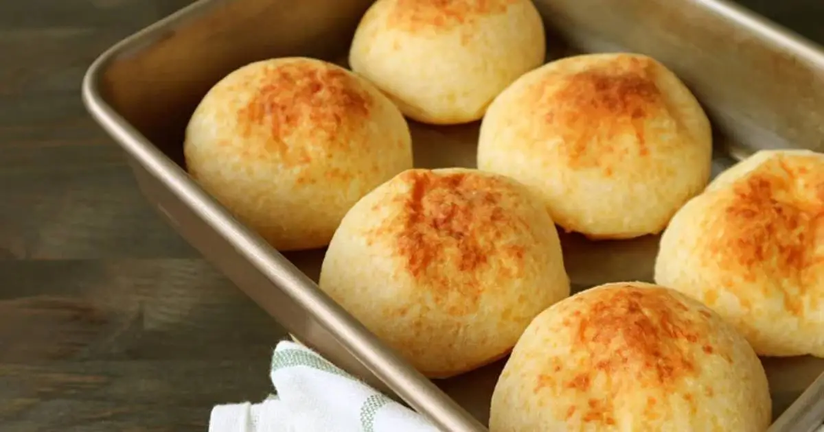 Pão de Queijo Tapioca Sem Glúten Rápido e Fácil é ideal para um lanche leve...