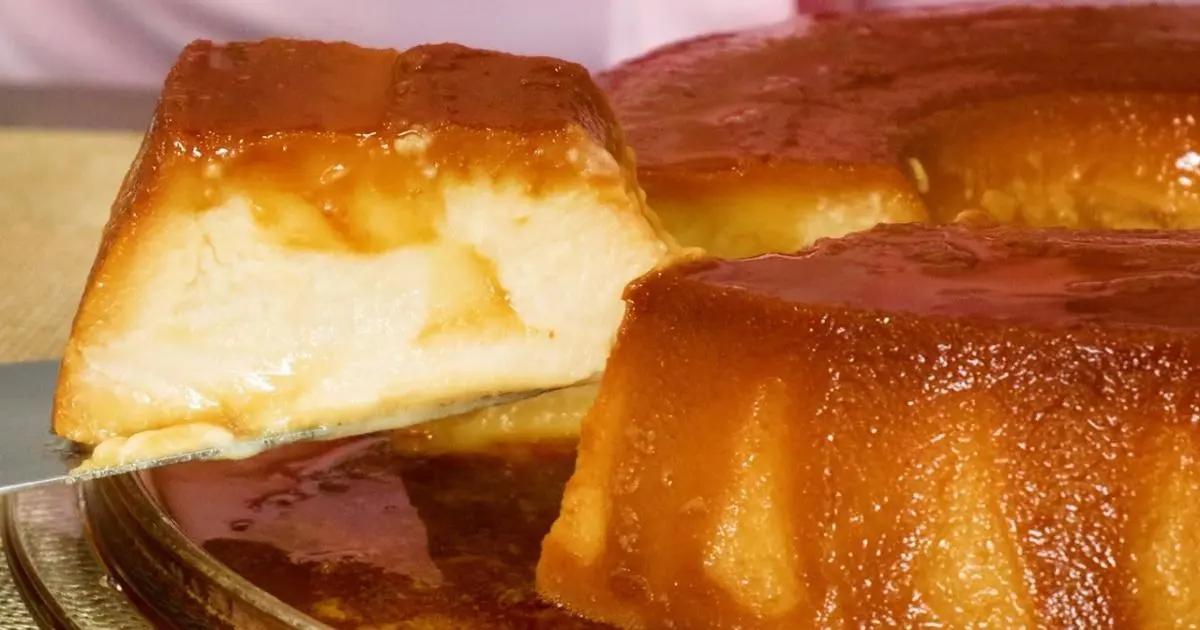 Pudim de pão cremoso, fácil e sem leite condensado....