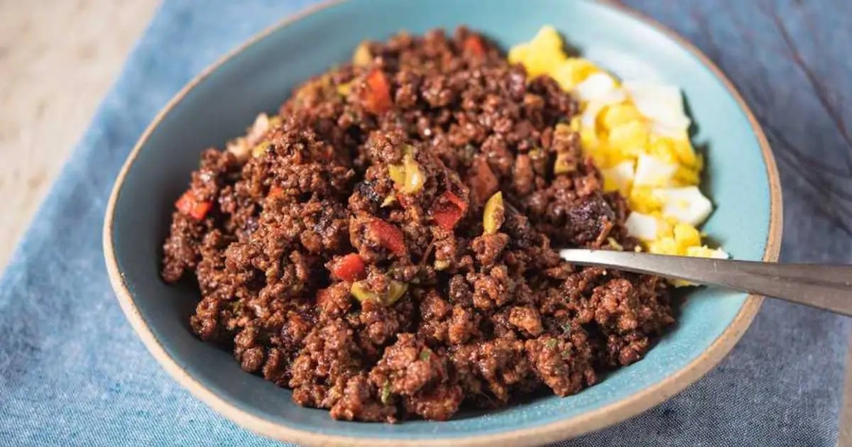 Recheio de Carne Moída Simples para Torta e Panqueca é prático, saboroso e ideal para...
