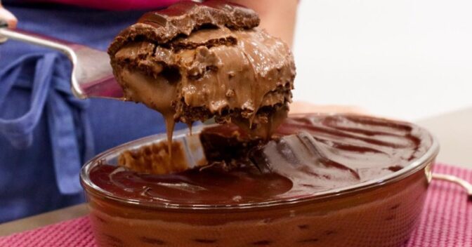 Sobremesas: Sobremesa de Chocolate com Creme