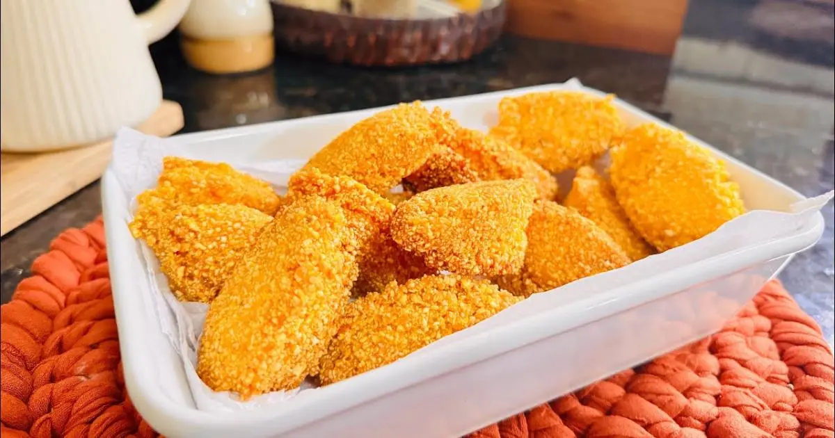 Bolinho de milho com farinha de cuscuz simples e crocante....
