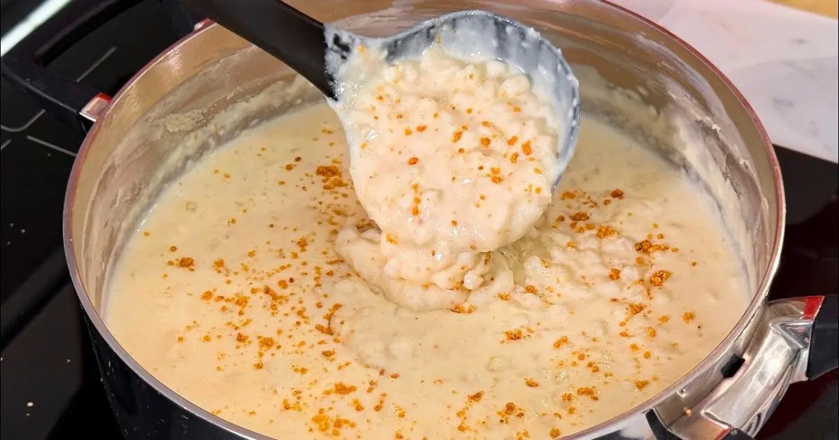 Canjica branca super cremosa com leite condensado e coco....