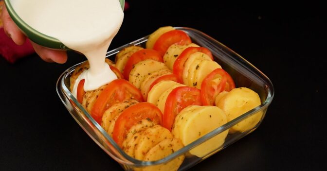 Saudável: Batata com Tomate ao Molho Cremoso Fácil