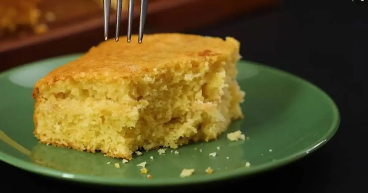 Bolo de Maçã Super Recheado e Muito Fofinho: massa leve, maçã em camadas e preparo...