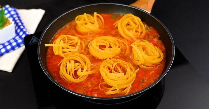Massas: Macarrão Ninho com Molho Vermelho Rápido