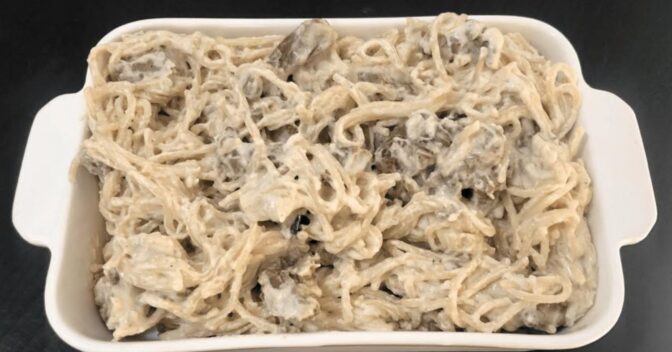 Massas: Macarrão Três Queijos com Carne
