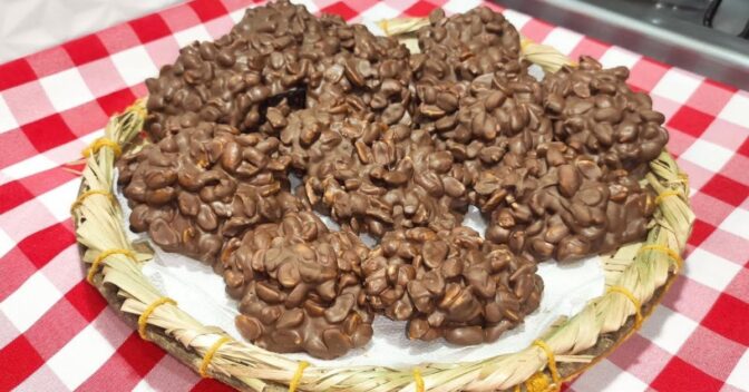 Doces: Pé de Moleque de Chocolate